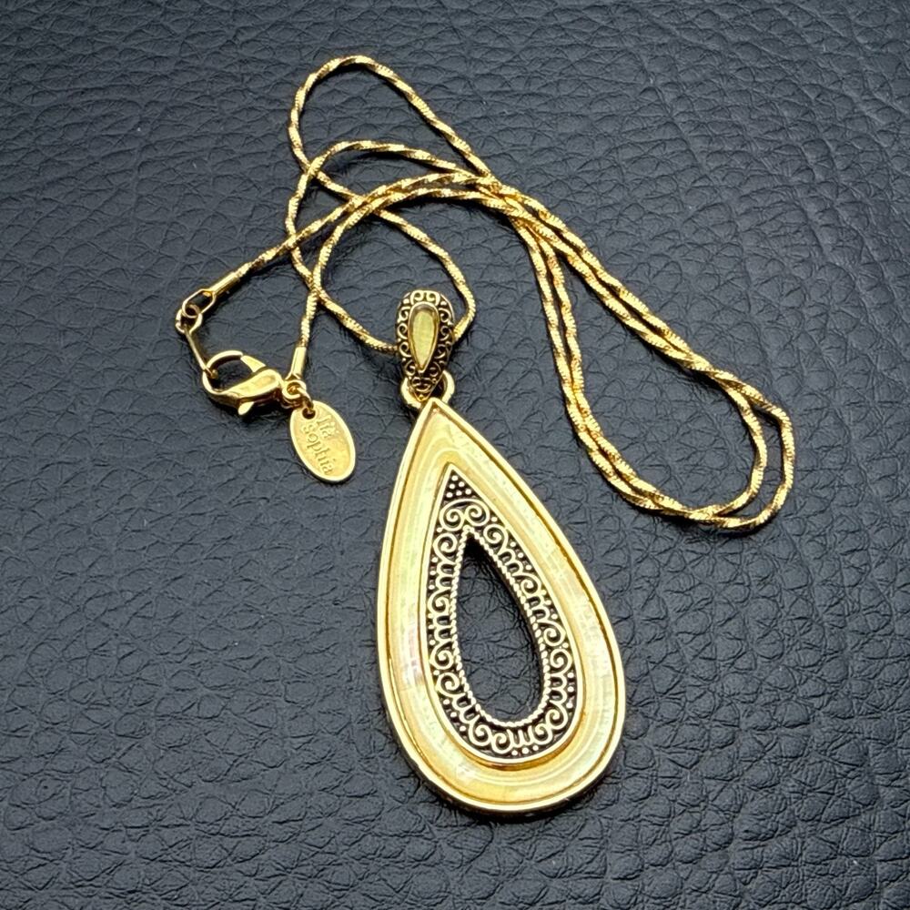 Lia Sophia Necklace‎ Gold Tone Mother of Pearl Teardrop Pendant Slide LUMINOUS